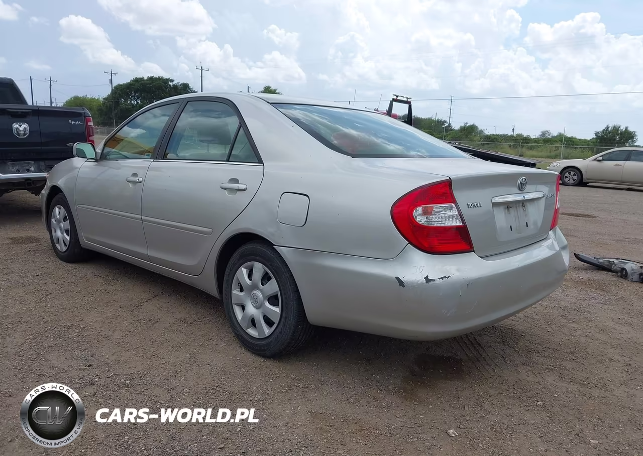 2004 Toyota Camry Le VIN:4T1BE32KX4U930671 - 3