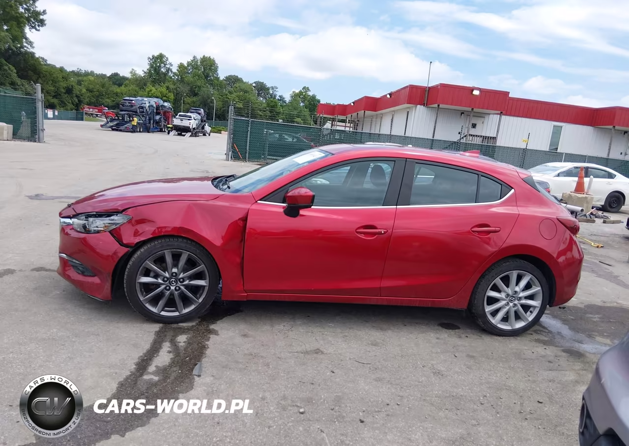 2018 Mazda Mazda3 Grand Touring VIN:3MZBN1M32JM223091 - 14