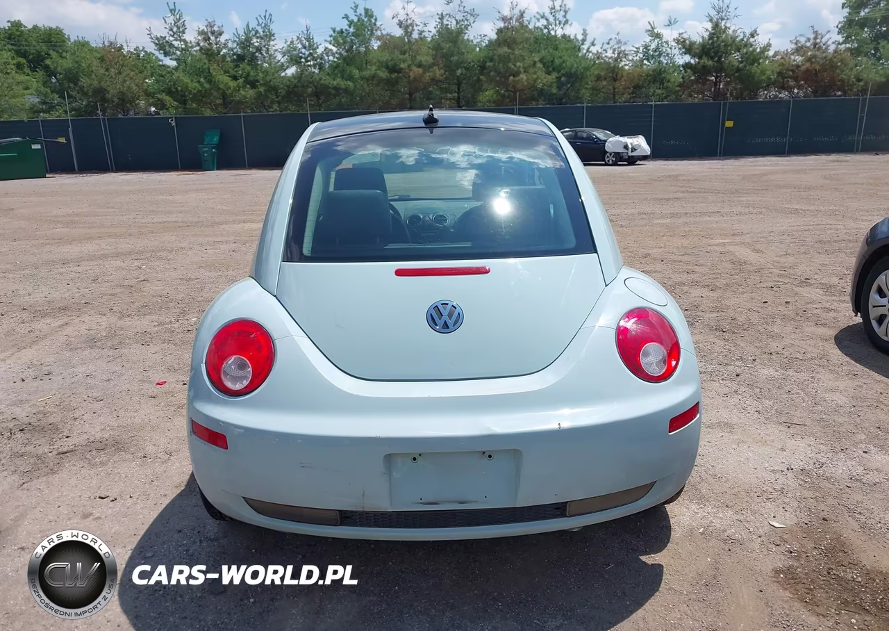 2010 Volkswagen New Beetle 2.5L Final Edition VIN:3VWRW3AG5AM023627 - 16