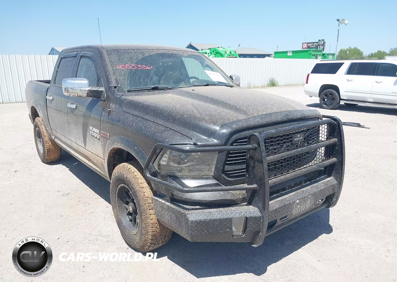 2017 Ram 1500 Laramie 4X4 5'7 Box