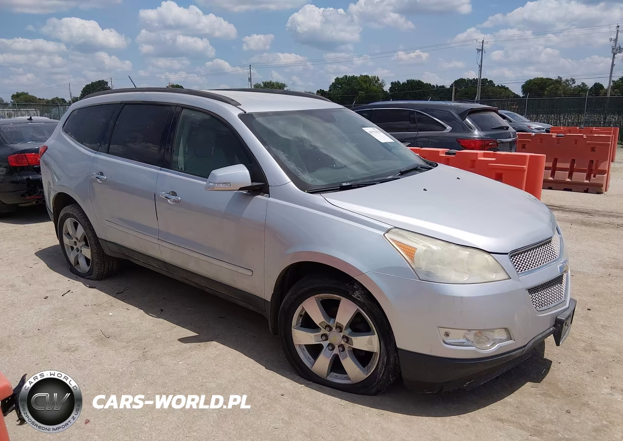 2011 Chevrolet Traverse Ltz – zdjęcie 1 z 12