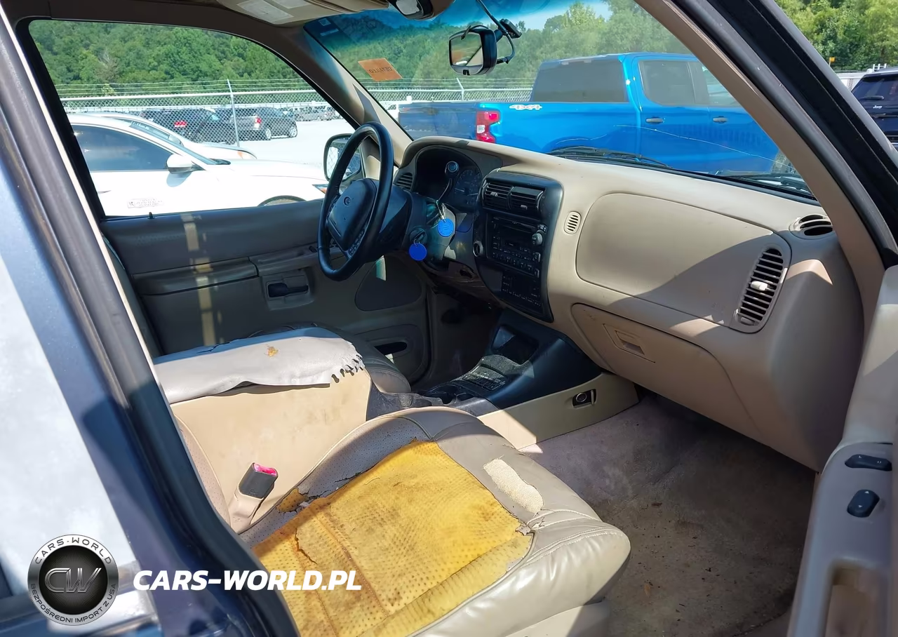 1998 Ford Explorer Eddie Bauer-Limited-Xlt VIN:1FMZU32P4WZC04842 - 5