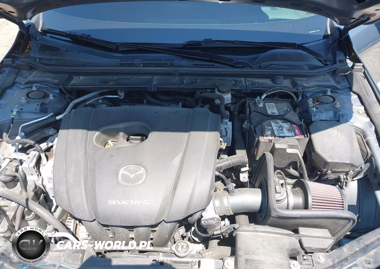 2020 Mazda Mazda3 Premium Package VIN:JM1BPBNMXL1174636 - 10
