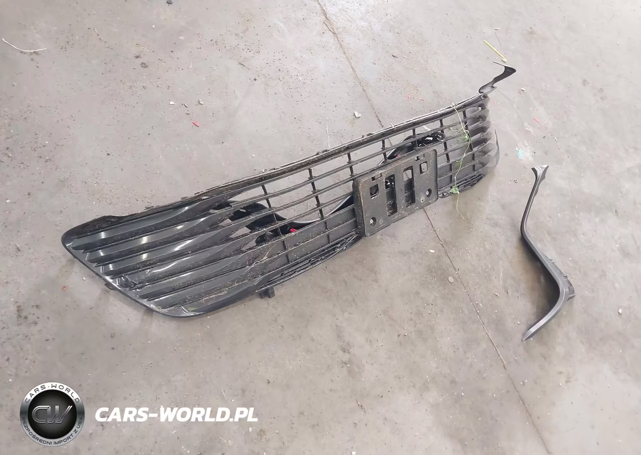 2020 Toyota Camry Le VIN:4T1C11AK4LU918553 - 12