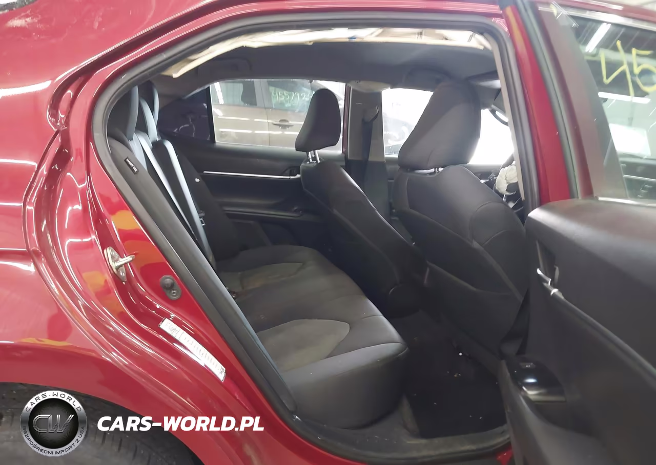 2020 Toyota Camry Le VIN:4T1C11AK4LU918553 - 8