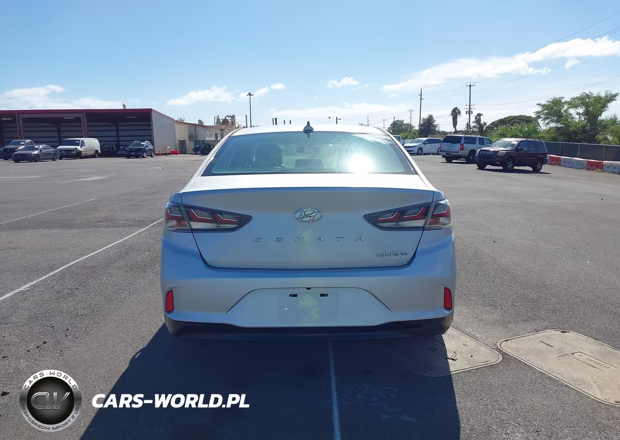 2018 Hyundai Sonata Hybrid Se VIN:KMHE24L38JA084136 - 21