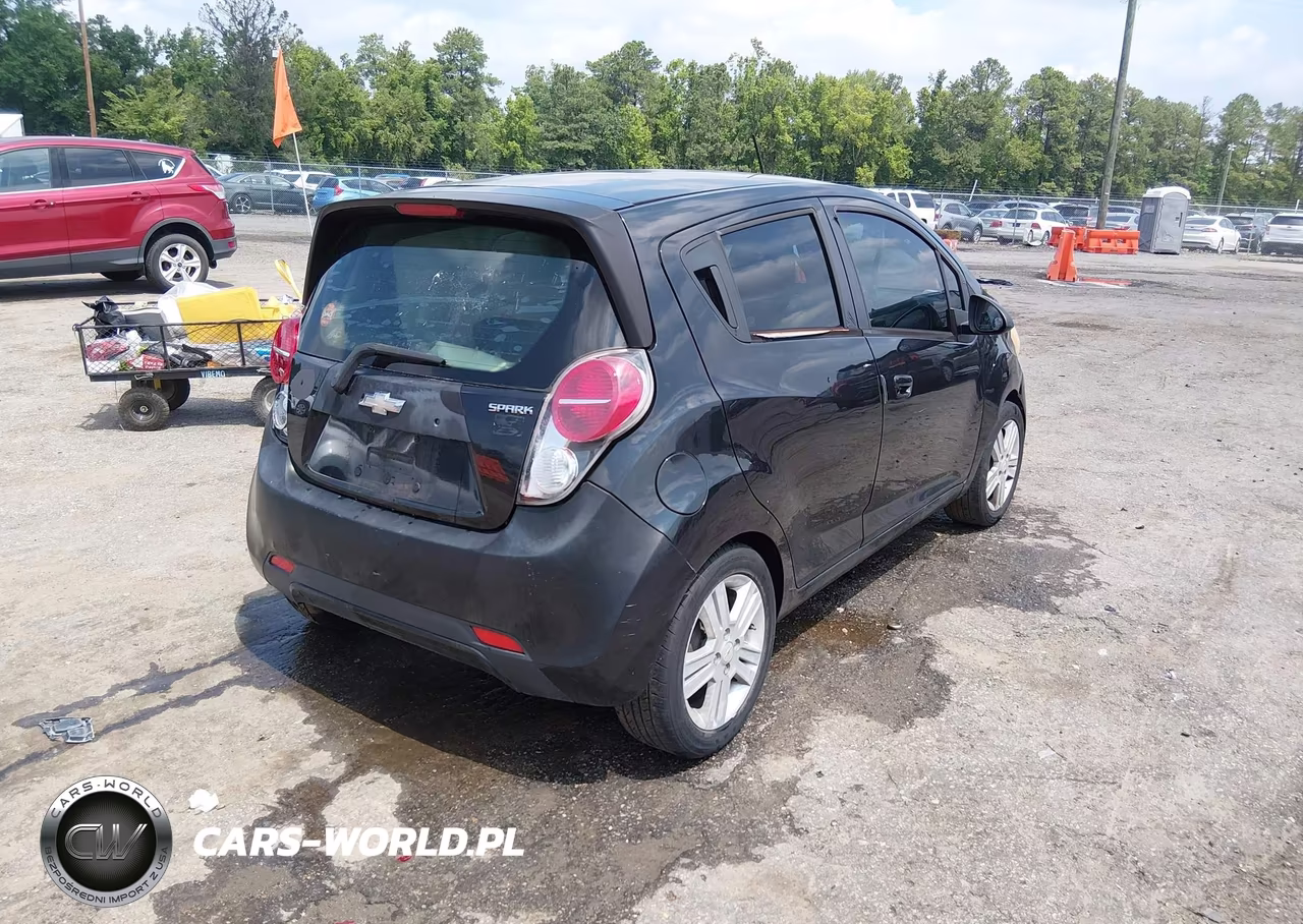 2013 Chevrolet Spark Ls Auto VIN:KL8CB6S93DC597065 - 4