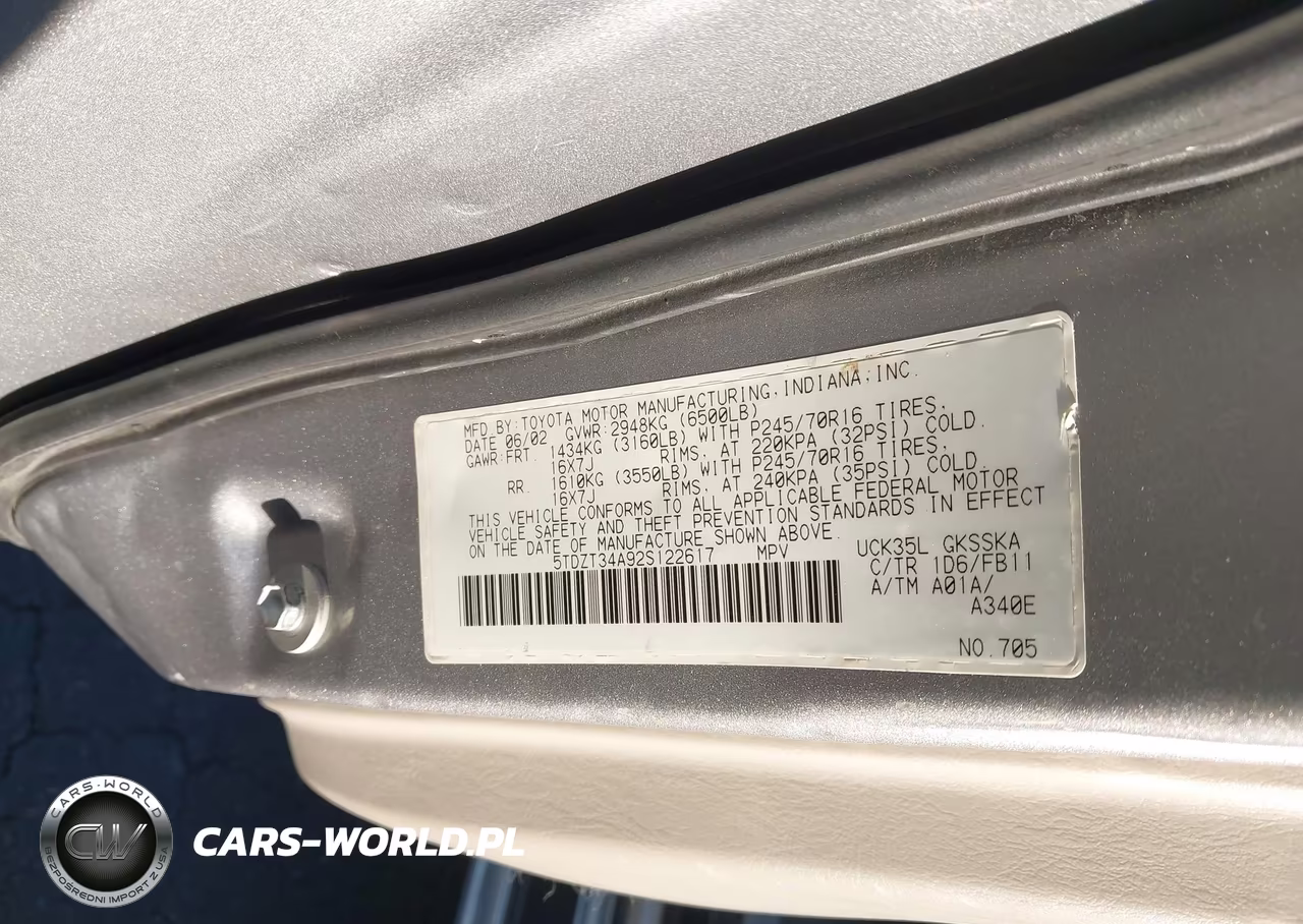 2002 Toyota Sequoia Sr5 V8 VIN:5TDZT34A92S122617 - 9