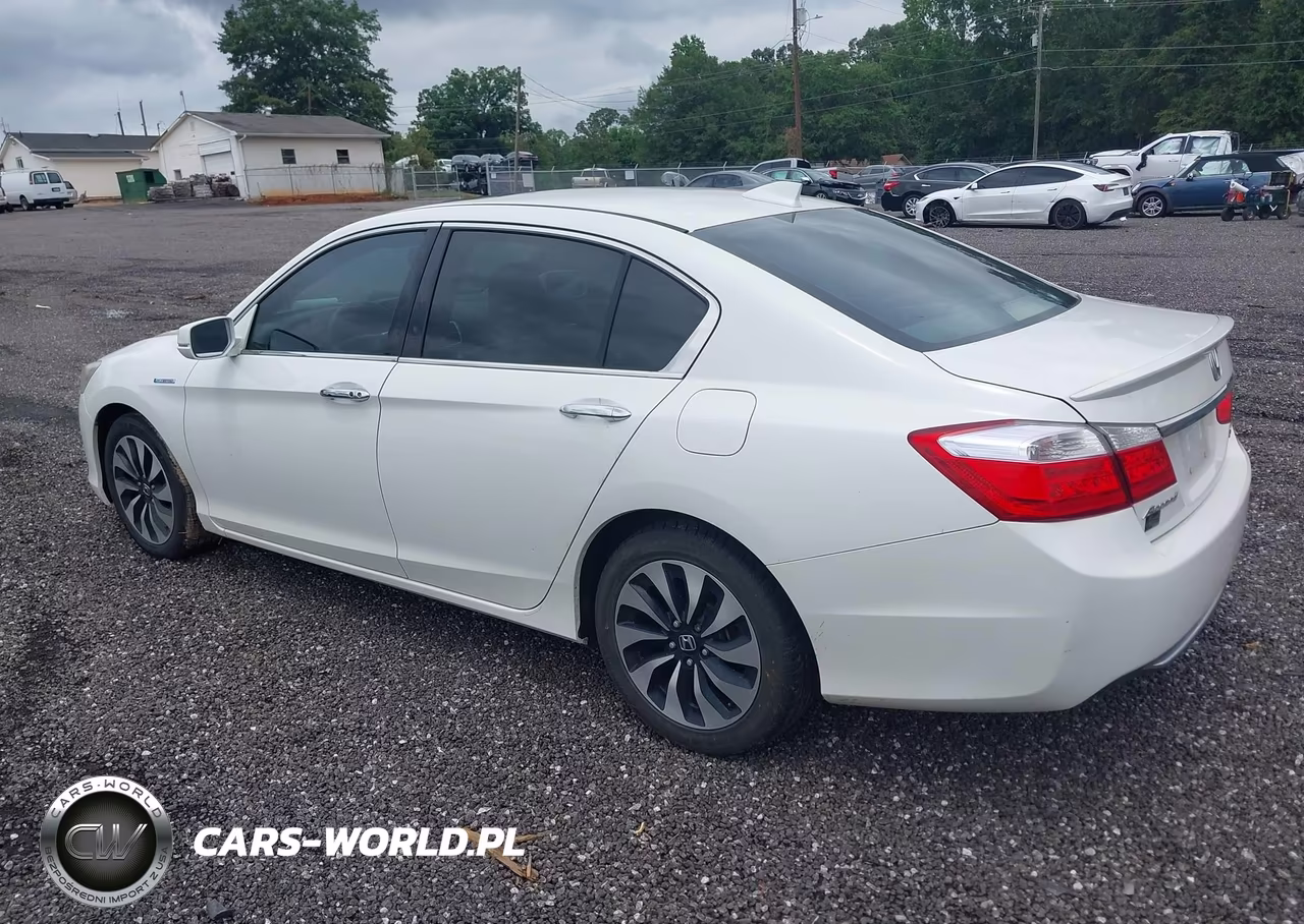 2014 Honda Accord Touring Hybrid VIN:1HGCR6F76EA003658 - 3