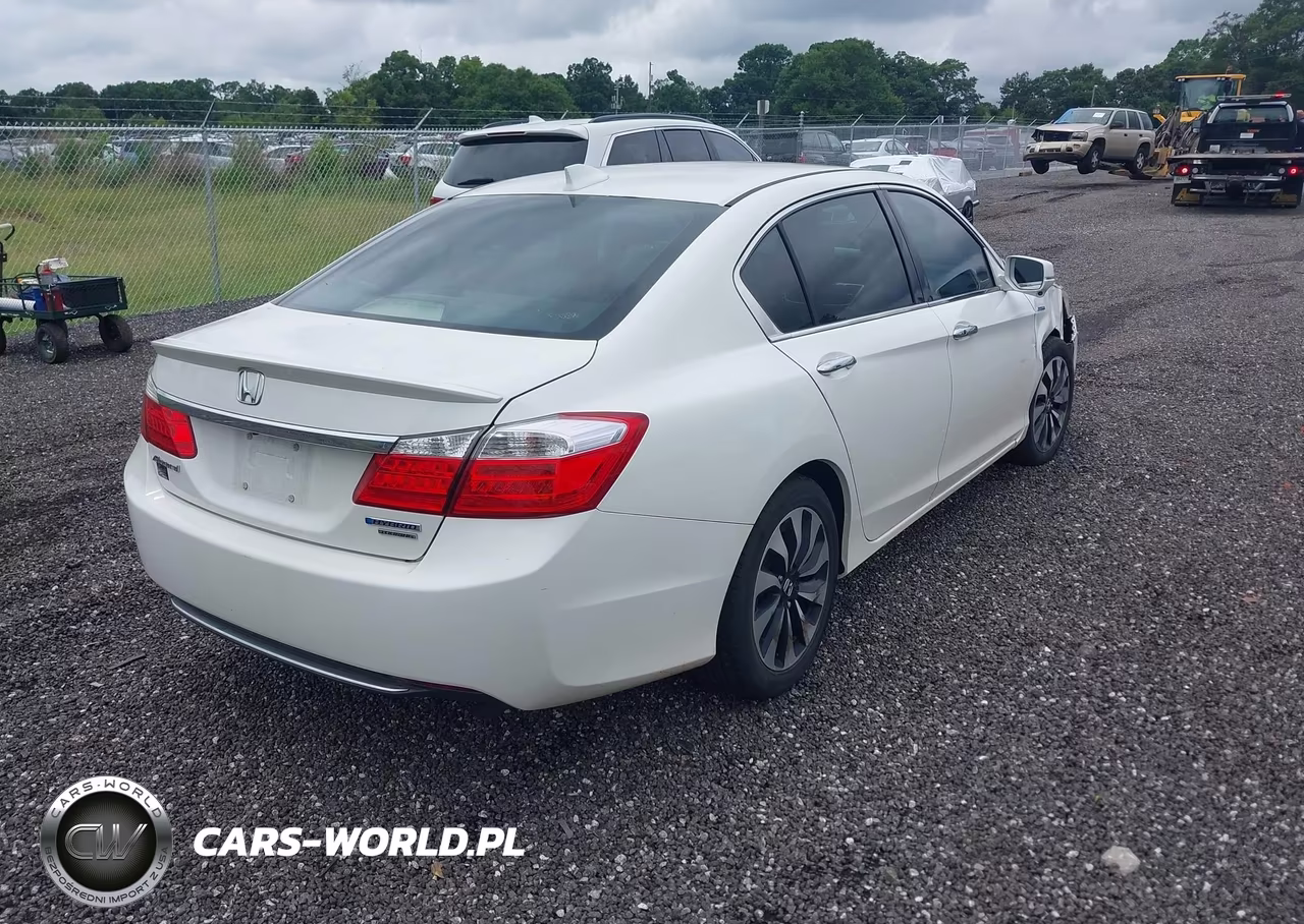 2014 Honda Accord Touring Hybrid VIN:1HGCR6F76EA003658 - 4