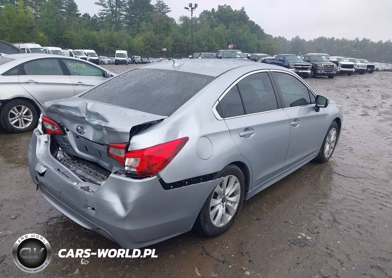 2016 Subaru Legacy 2.5I Premium VIN:4S3BNAF6XG3033673 - 4
