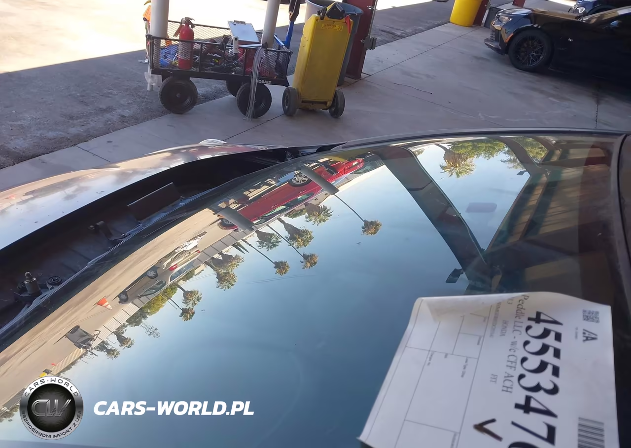2013 Honda Fit Sport VIN:JHMGE8H53DC055141 - 6