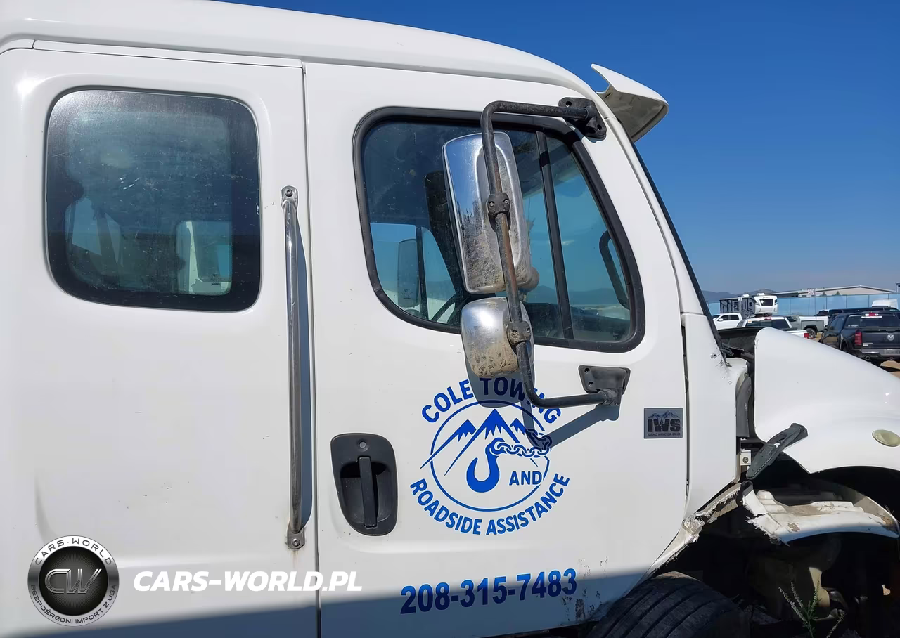 2018 Freightliner M2 106 VIN:1FVACWFC2JHJX2702 - 14