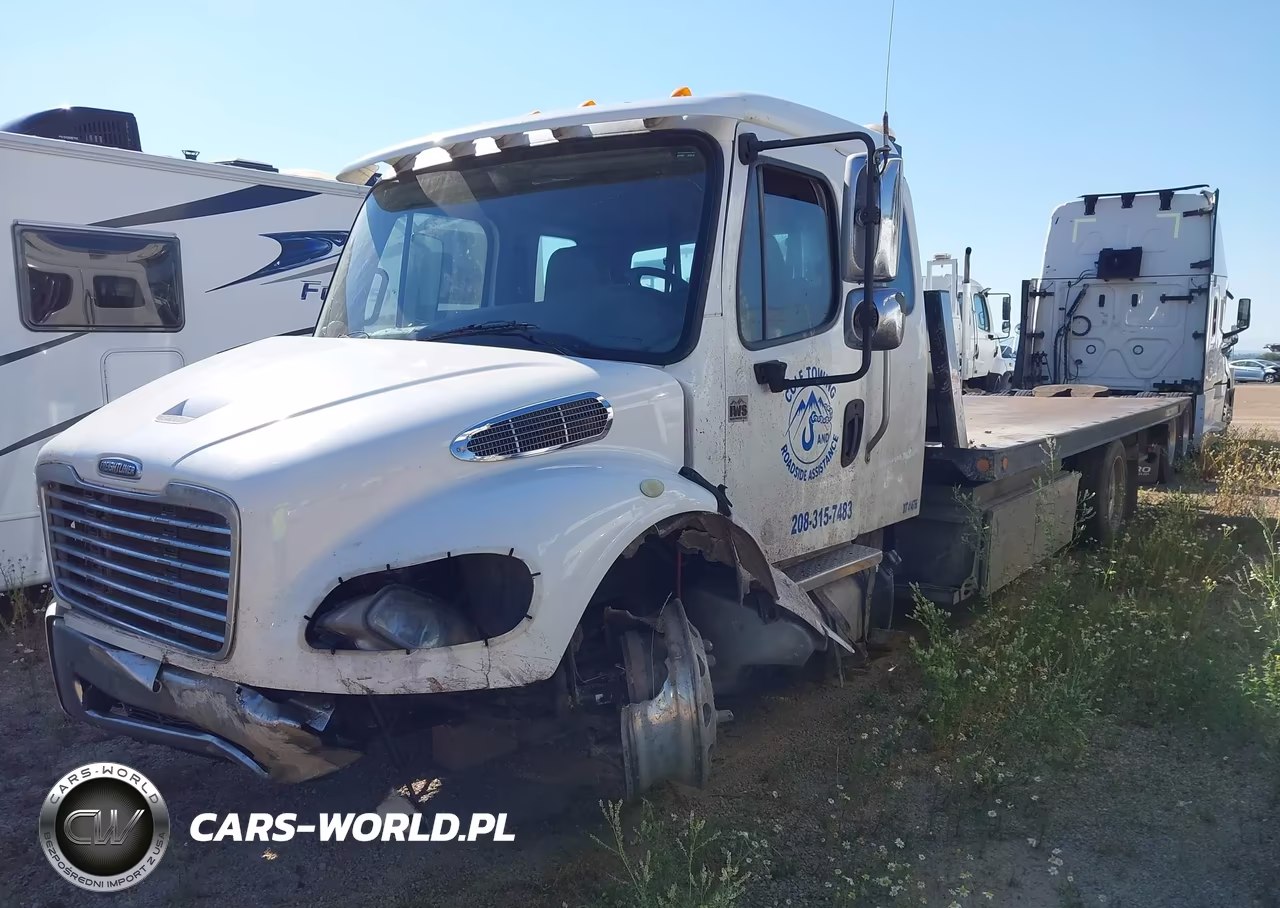 2018 Freightliner M2 106 VIN:1FVACWFC2JHJX2702 - 2