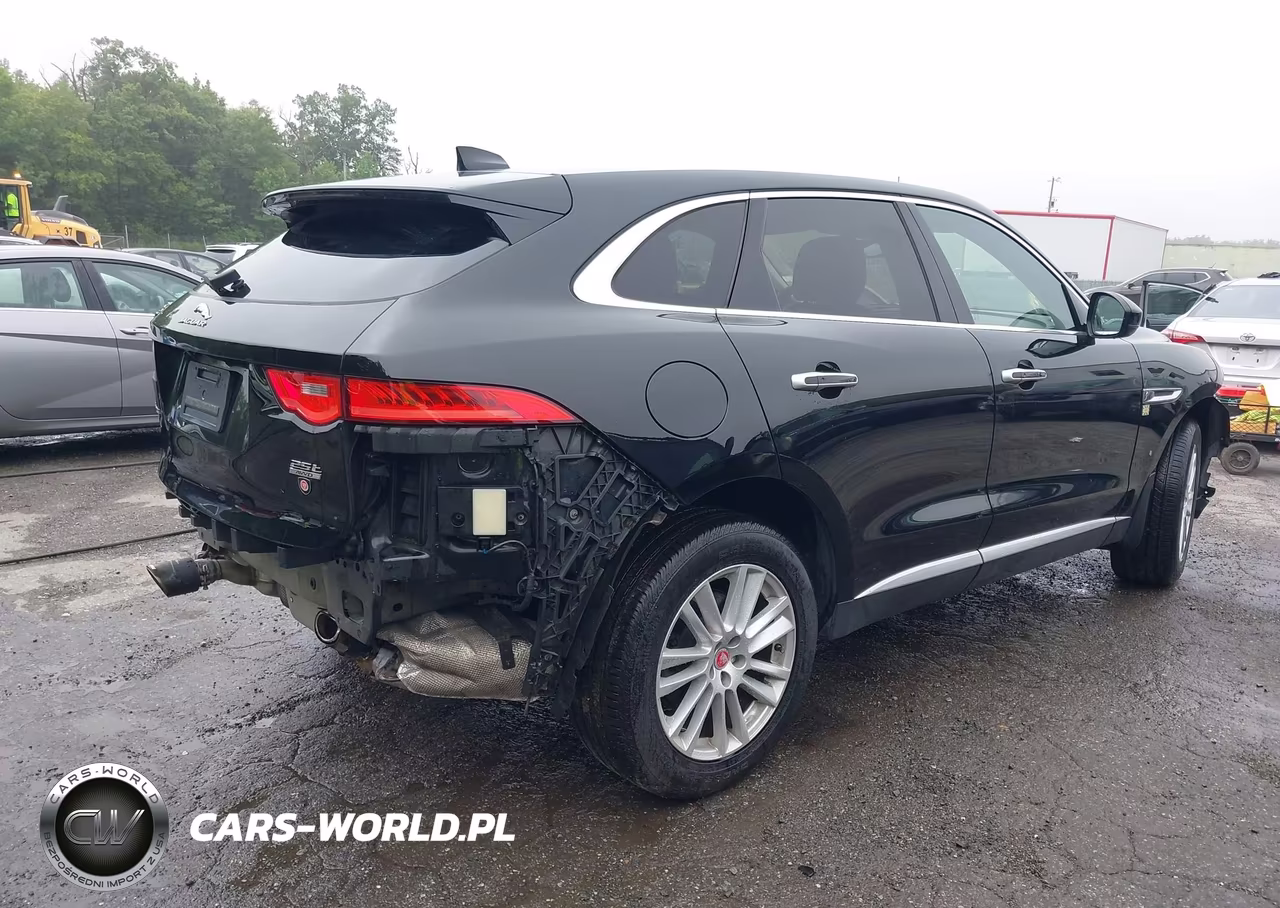 2018 Jaguar F-Pace 25T Prestige VIN:SADCK2FXXJA281361 - 4