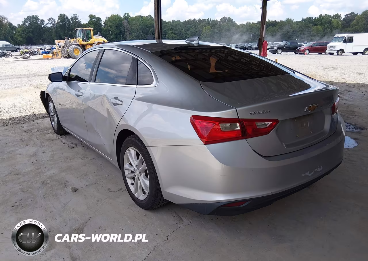 2018 Chevrolet Malibu Lt VIN:1G1ZD5ST3JF225228 - 3