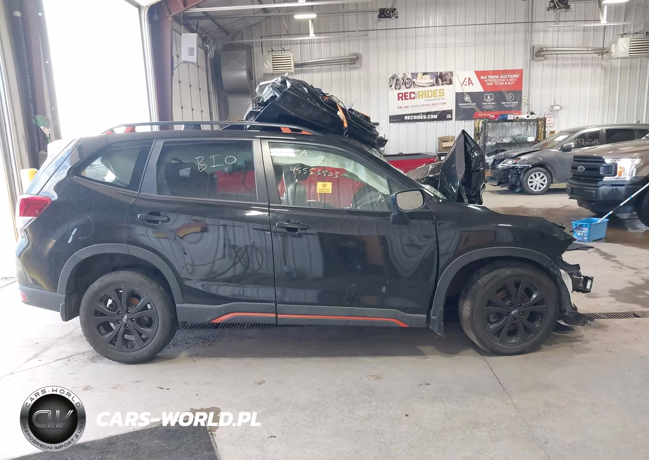 2020 Subaru Forester Sport VIN:JF2SKARC5LH465631 - 12