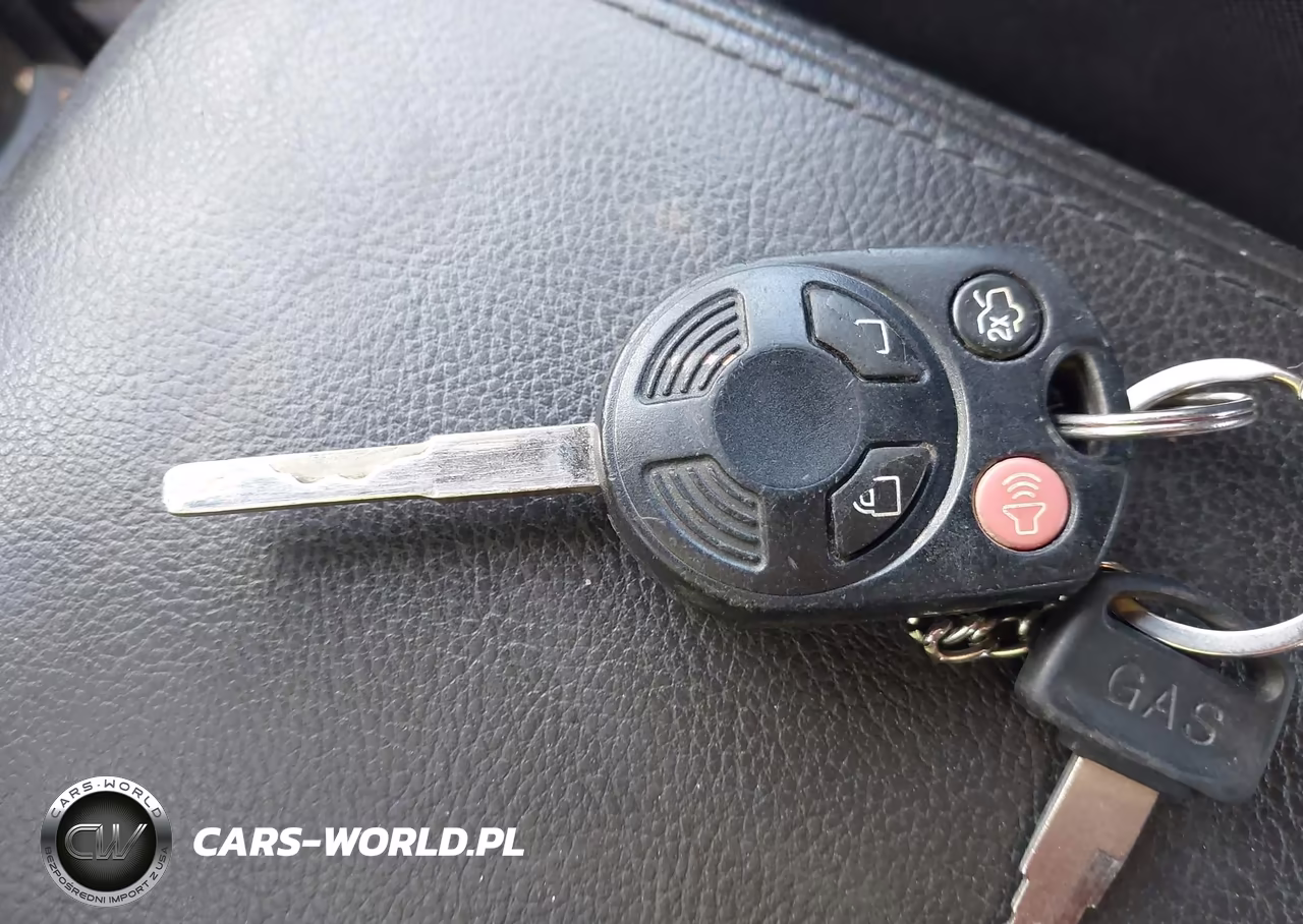 2015 Ford Focus Se VIN:1FADP3F22FL384657 - 11
