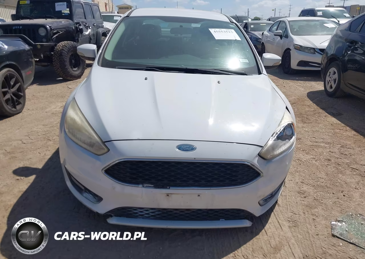 2015 Ford Focus Se VIN:1FADP3F22FL384657 - 13