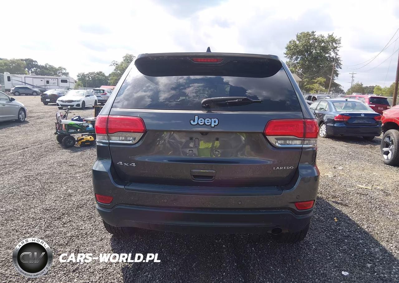 2017 Jeep Grand Cherokee Laredo VIN:1C4RJFAG6HC801545 - 16
