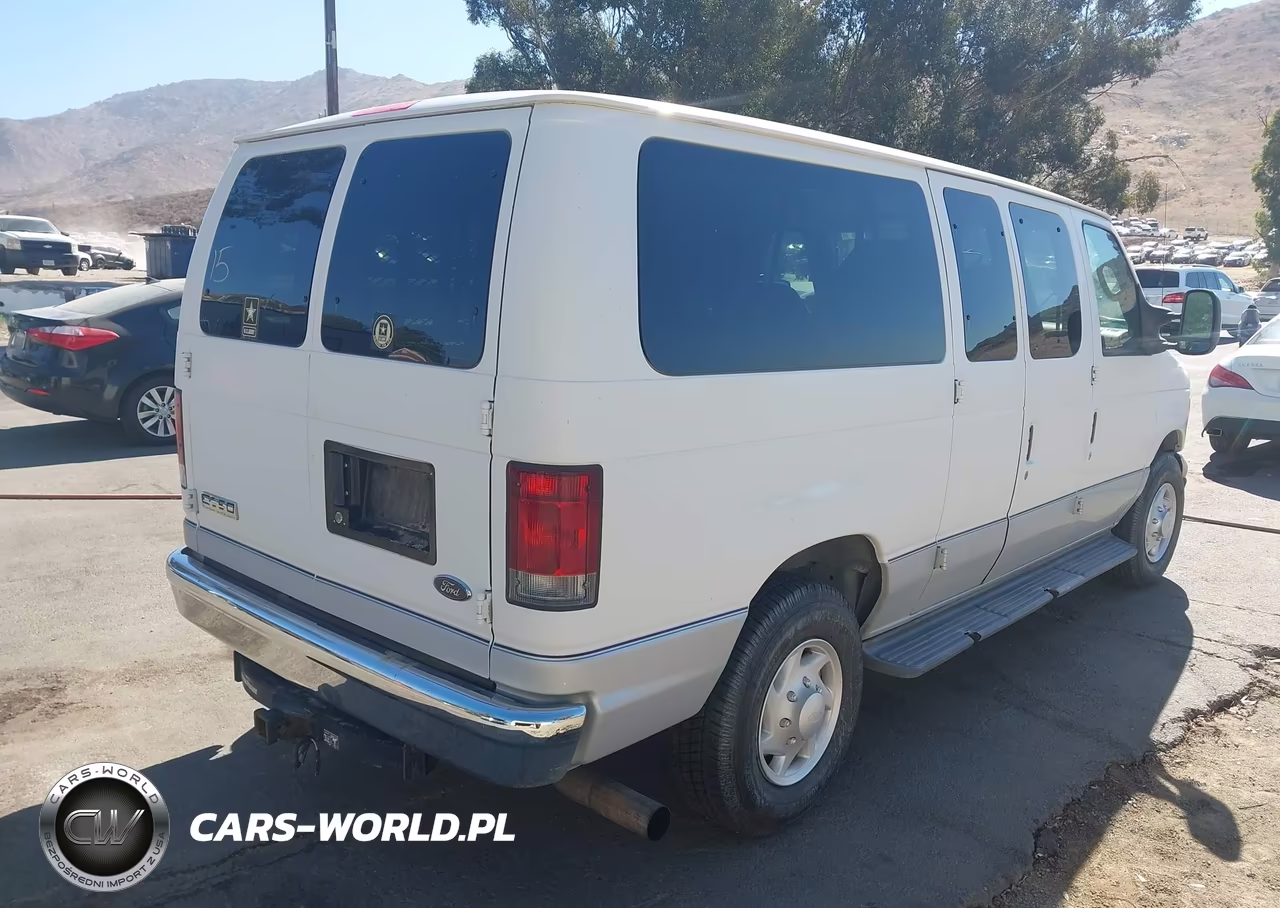 2006 Ford E-350 Super Duty Chateau-Xl-Xlt VIN:1FMNE31P36HA52782 - 4