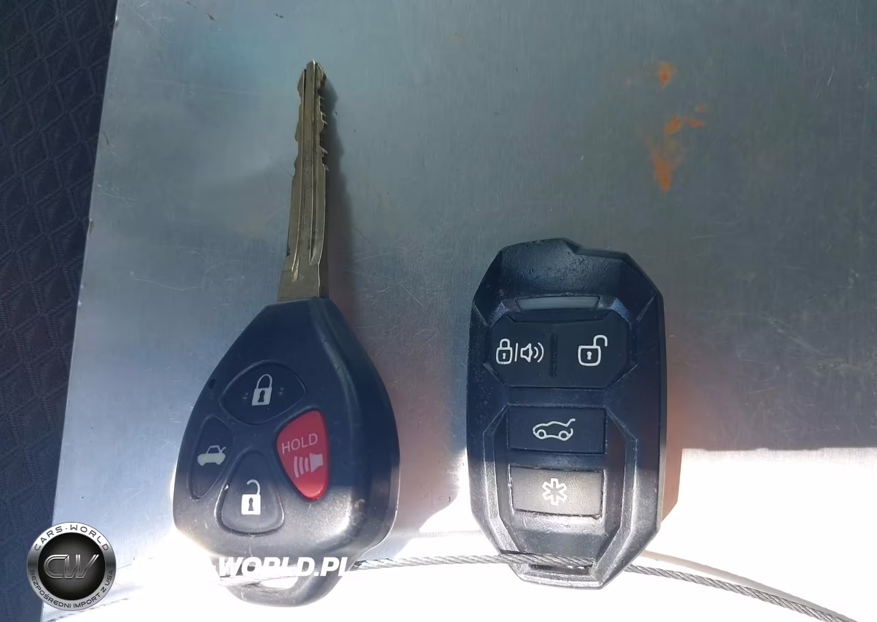 2010 Toyota Camry Se VIN:4T1BF3EK2AU018170 - 11