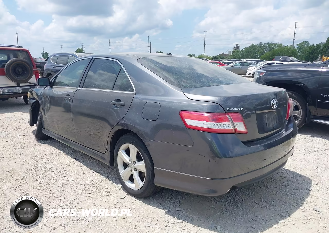 2010 Toyota Camry Se VIN:4T1BF3EK2AU018170 - 3