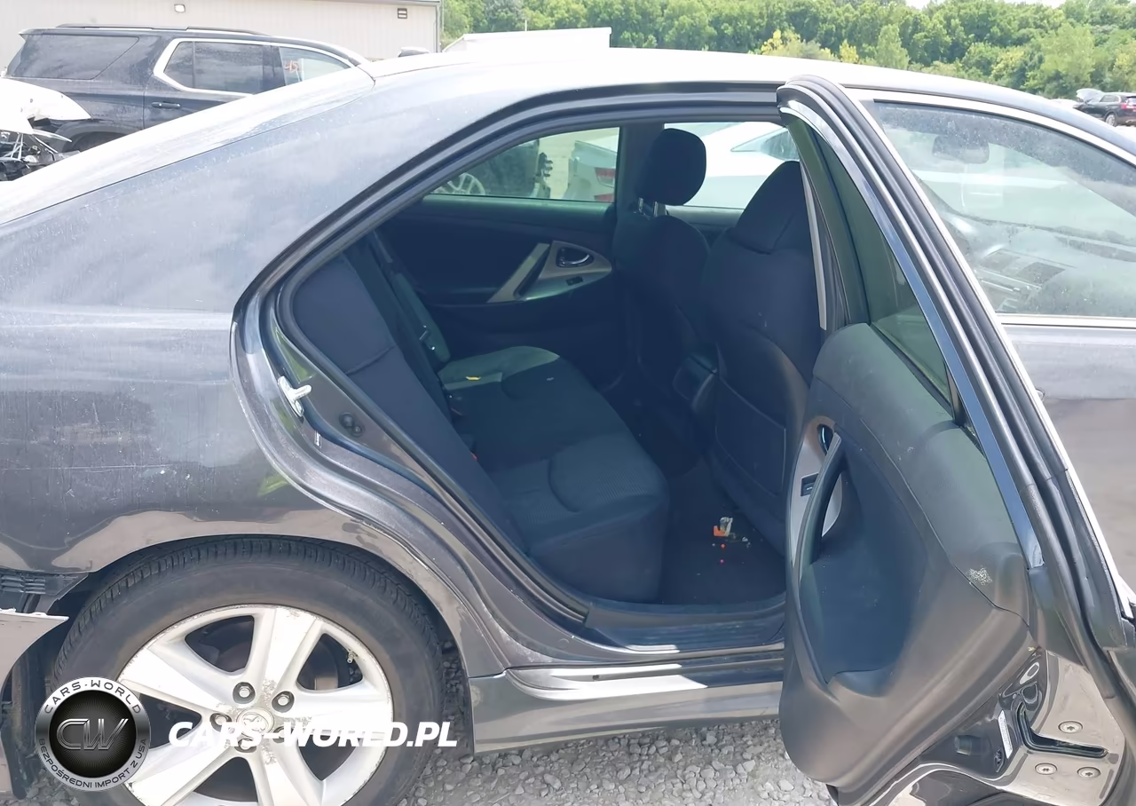 2010 Toyota Camry Se VIN:4T1BF3EK2AU018170 - 8