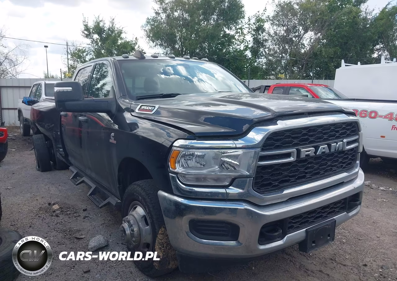 2024 Ram 3500 Tradesman 4X4 8' Box VIN:3C63RRGLXRG242673 - 1