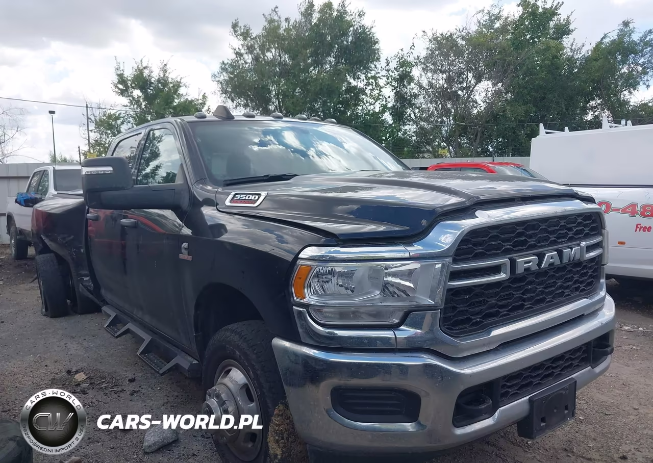 2024 Ram 3500 Tradesman 4X4 8' Box VIN:3C63RRGLXRG242673 - 13