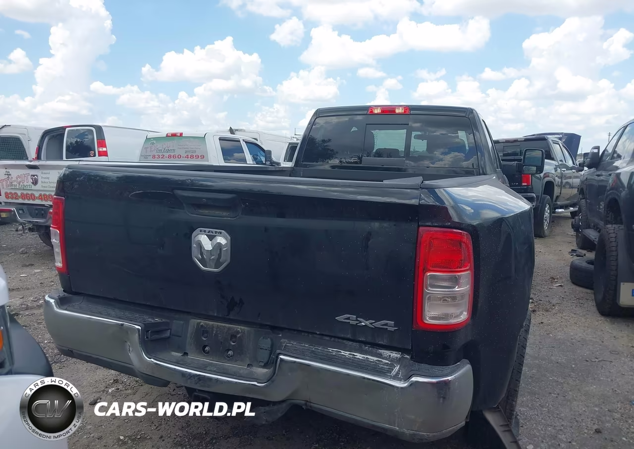 2024 Ram 3500 Tradesman 4X4 8' Box VIN:3C63RRGLXRG242673 - 15