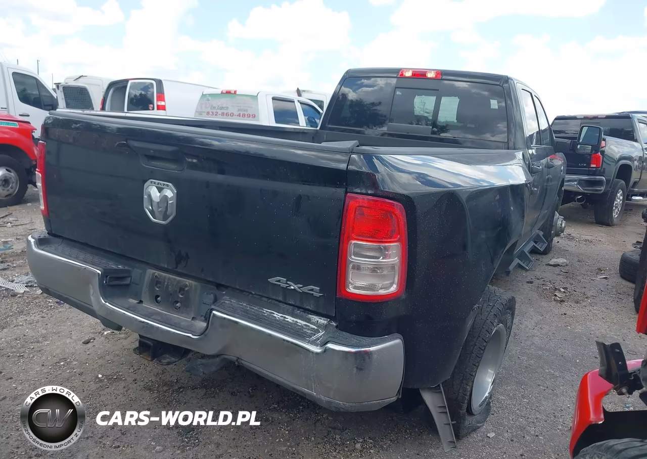 2024 Ram 3500 Tradesman 4X4 8' Box VIN:3C63RRGLXRG242673 - 4