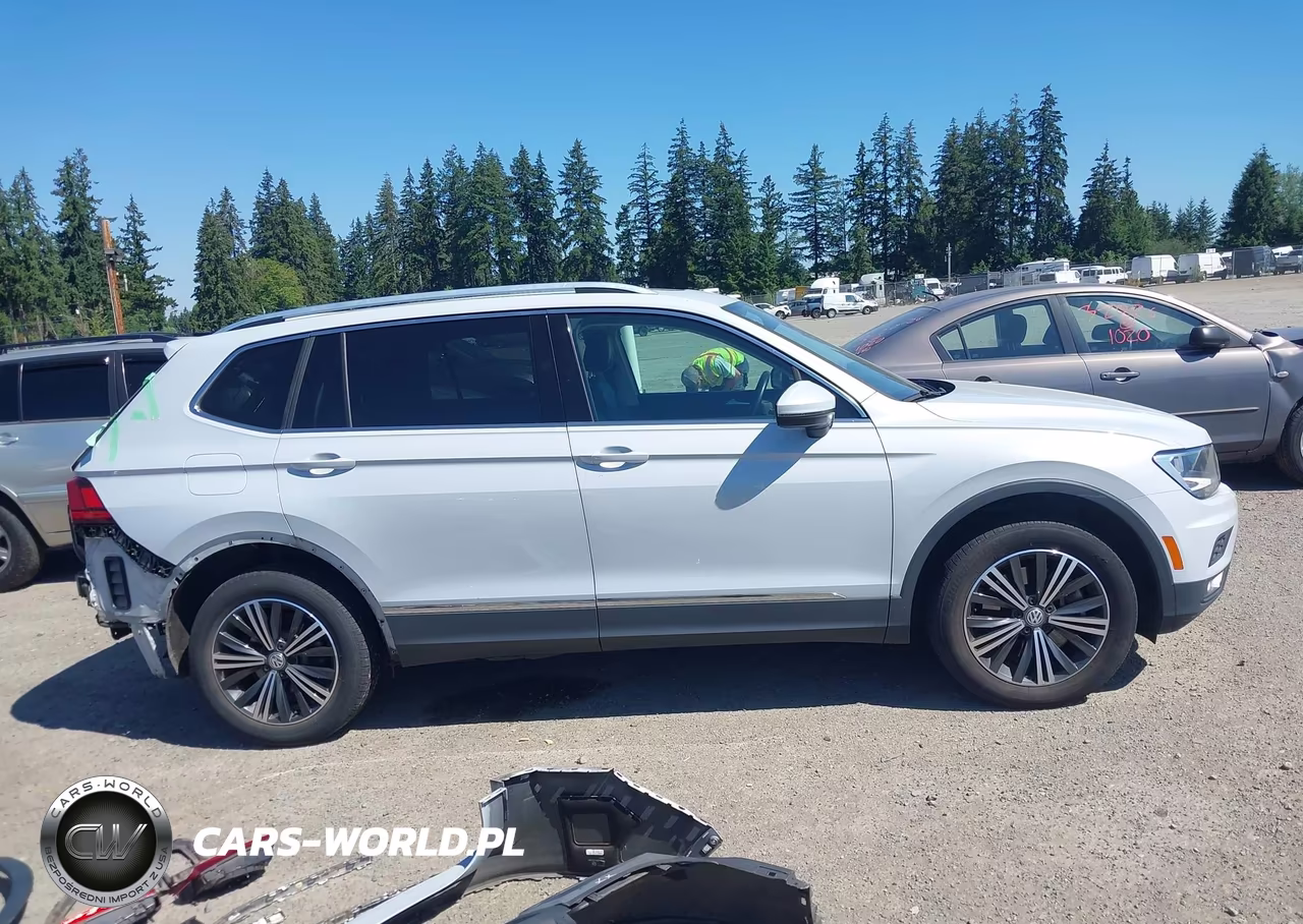 2018 Volkswagen Tiguan 2.0T Se-2.0T Sel VIN:3VV2B7AX1JM072543 - 14
