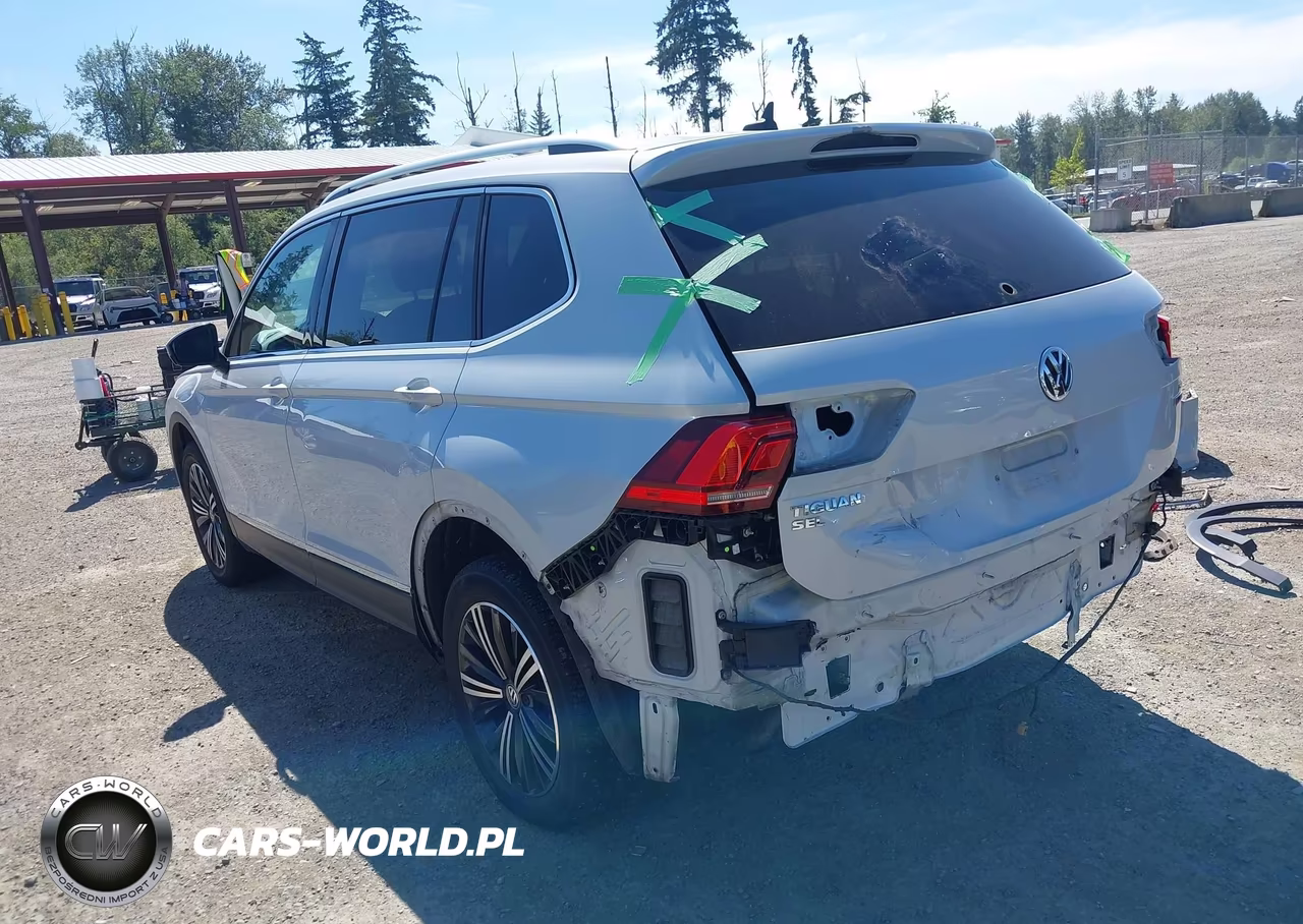2018 Volkswagen Tiguan 2.0T Se-2.0T Sel VIN:3VV2B7AX1JM072543 - 3