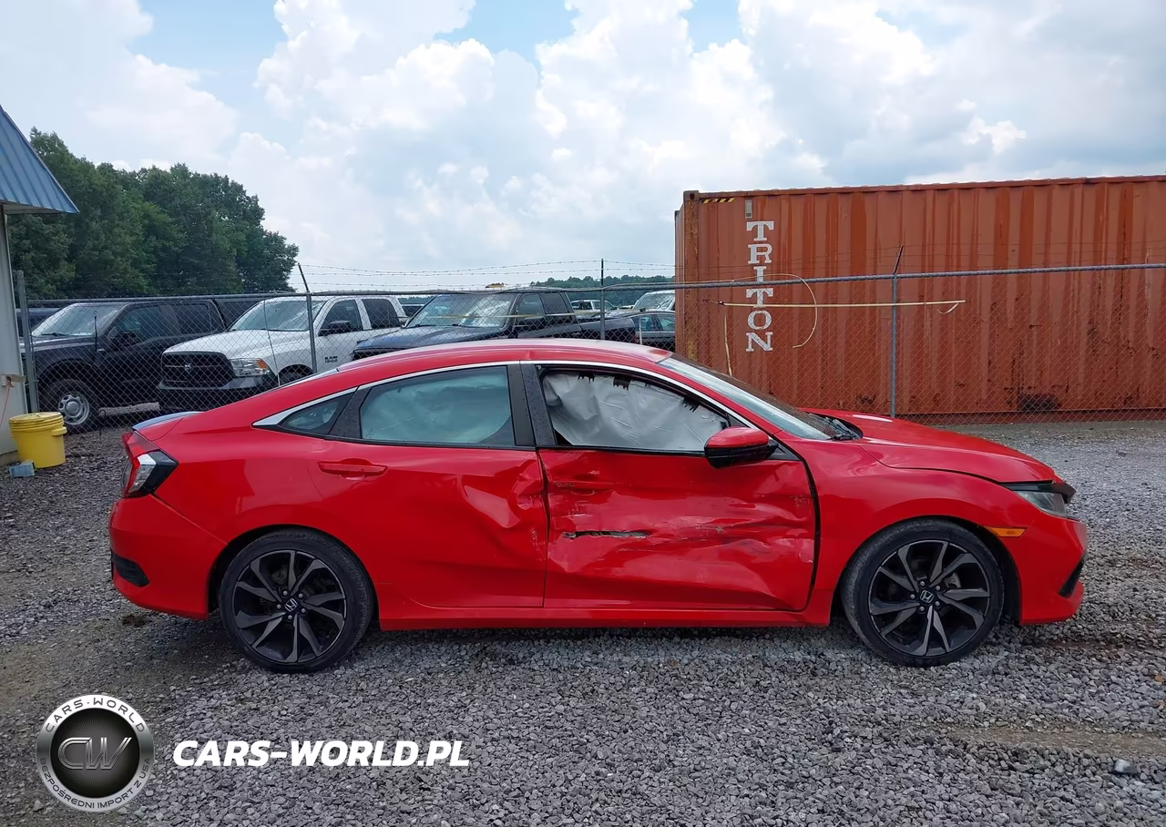 2019 Honda Civic Sport VIN:2HGFC2F83KH605947 - 13