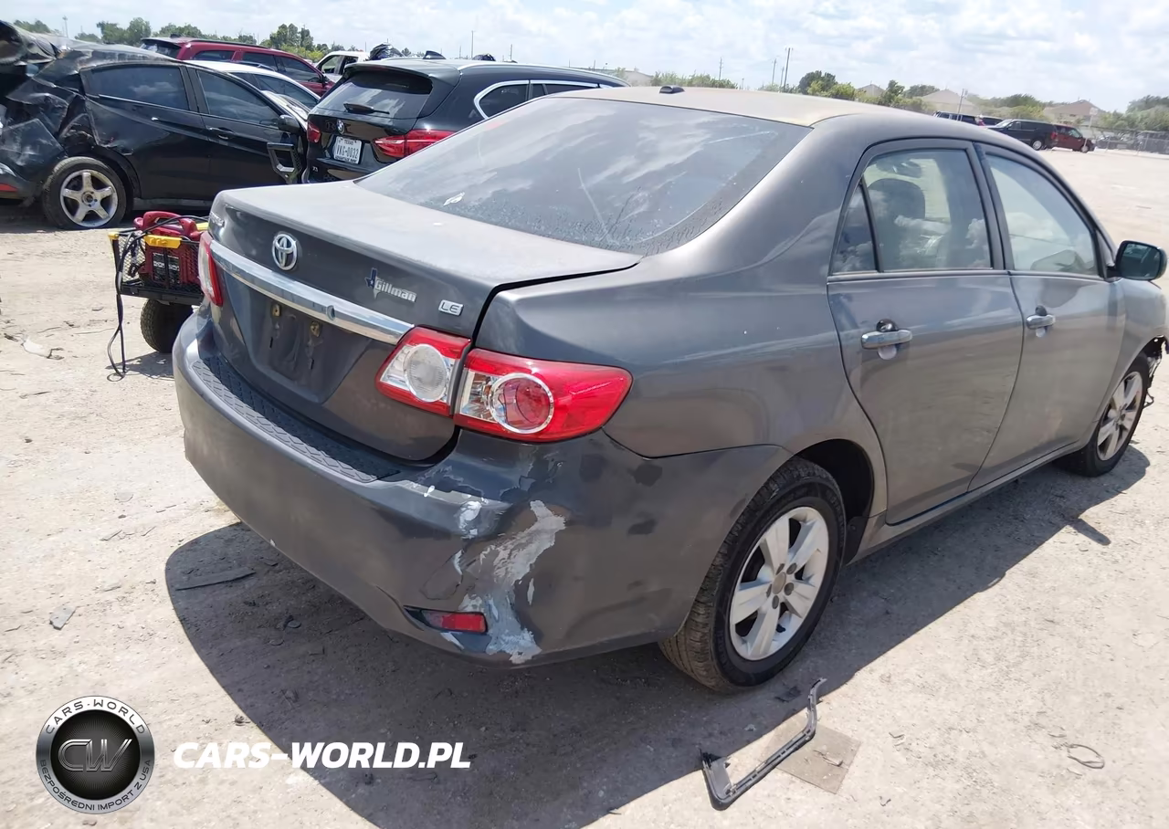 2011 Toyota Corolla Le VIN:JTDBU4EE3BJ098317 - 4