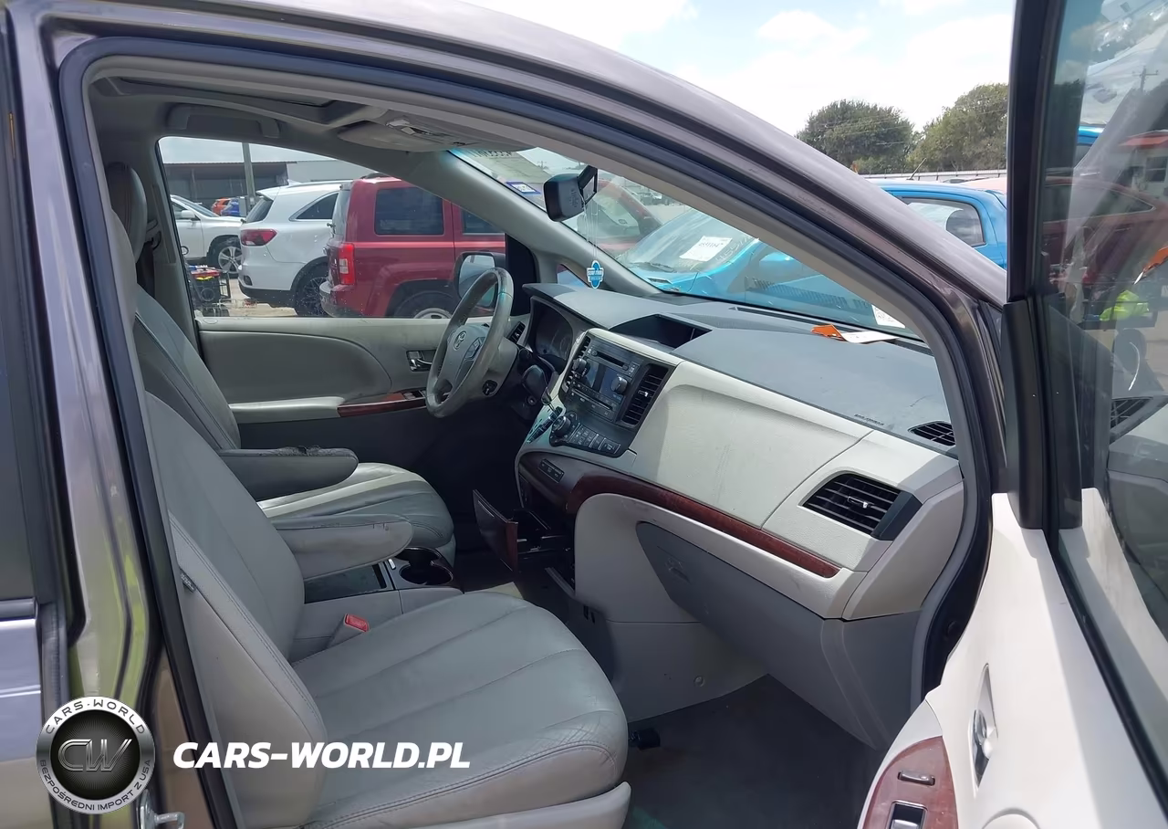2011 Toyota Sienna Xle V6 VIN:5TDYK3DC3BS154124 - 5
