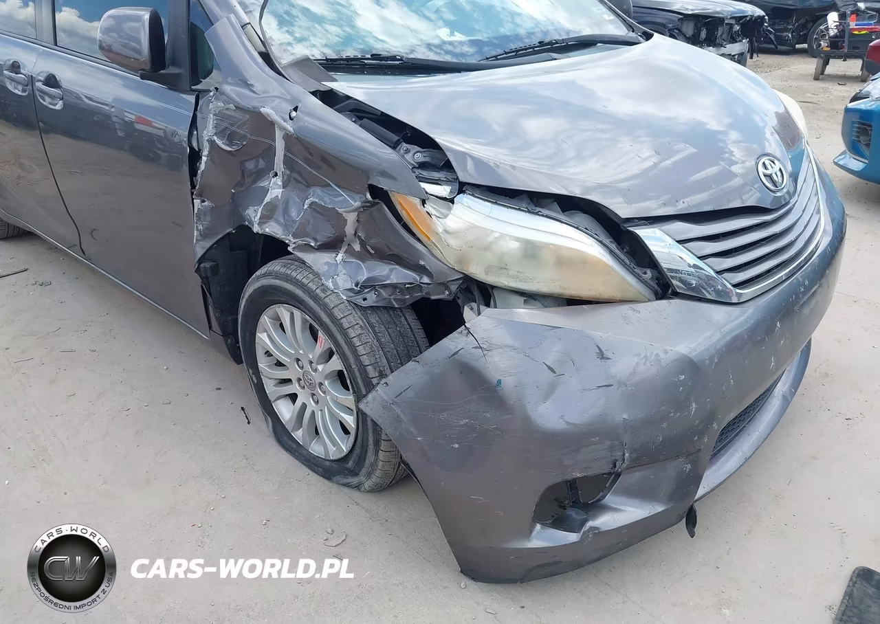 2011 Toyota Sienna Xle V6 VIN:5TDYK3DC3BS154124 - 6