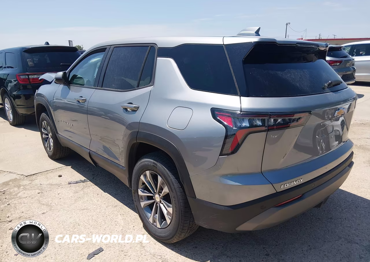 2026 Chevrolet Equinox Fwd Lt VIN:3GNAXHEG3TL478304 - 3