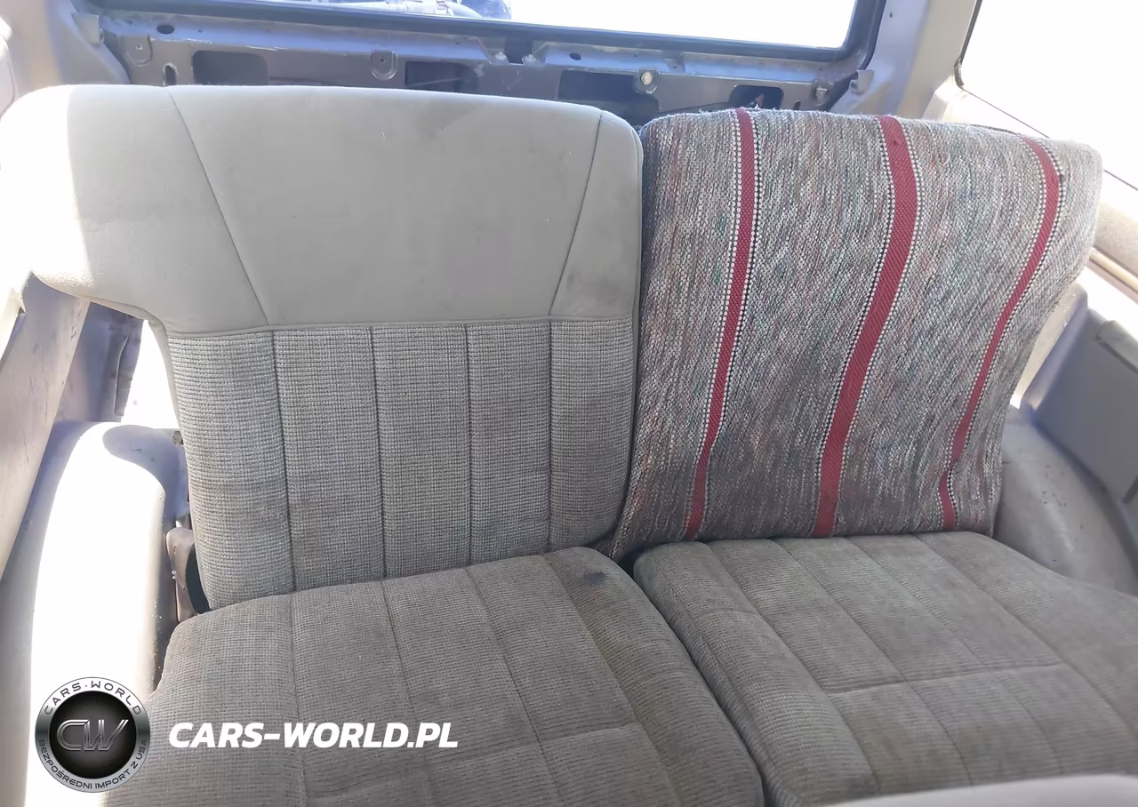 1990 Ford Bronco Ii VIN:1FMCU14T7LUA06754 - 8