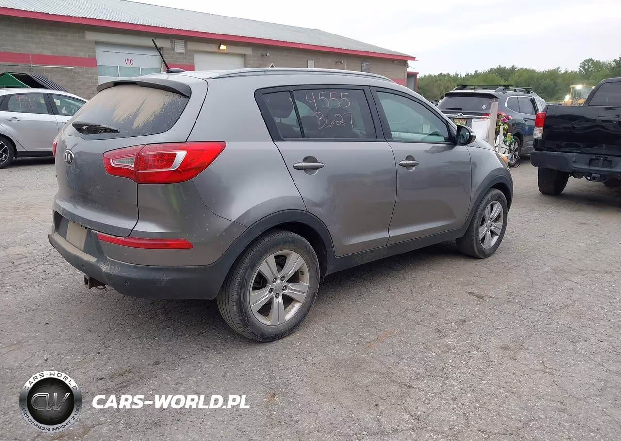 2013 Kia Sportage Lx VIN:KNDPB3A21D7358635 - 4