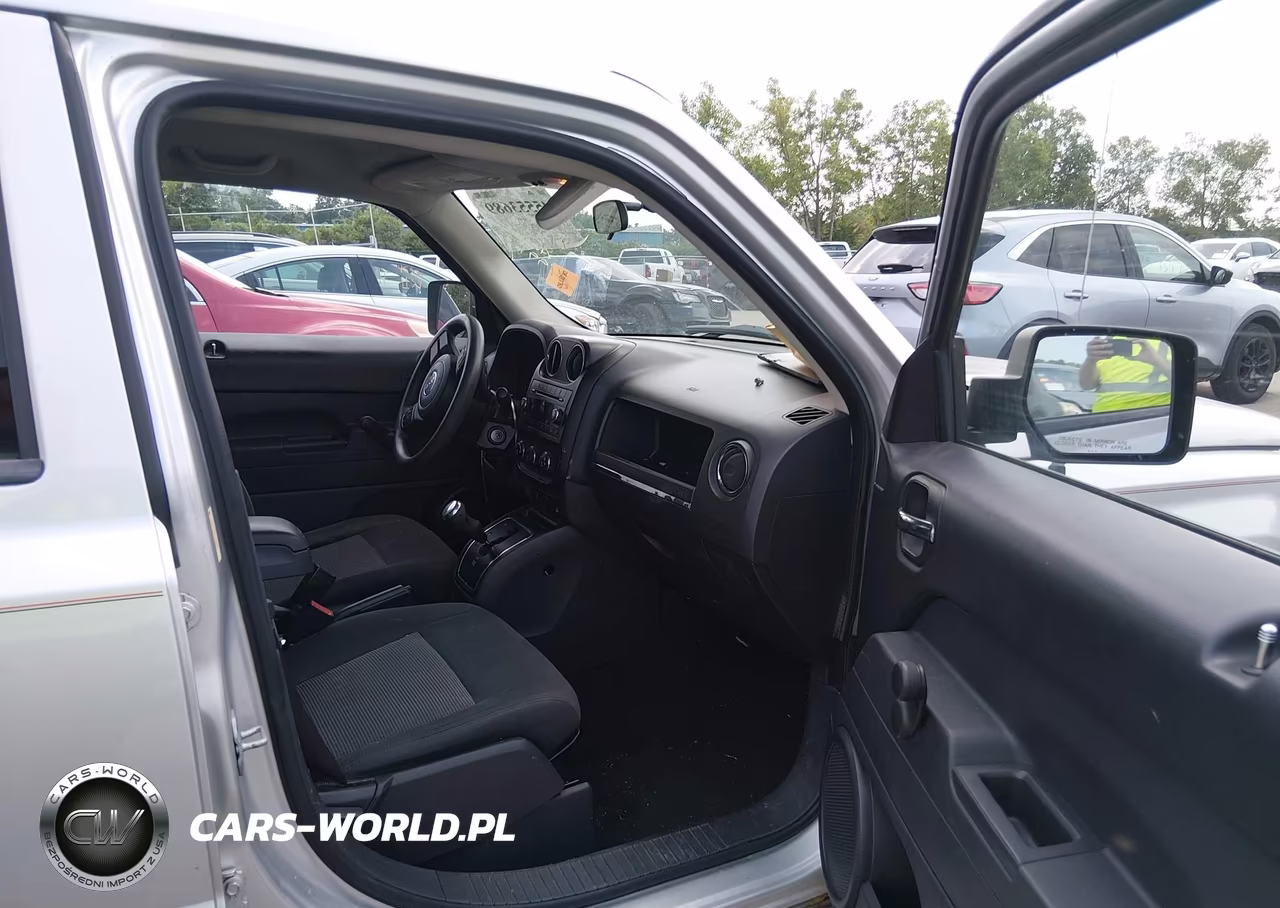 2012 Jeep Patriot Sport VIN:1C4NJRBB0CD549913 - 5
