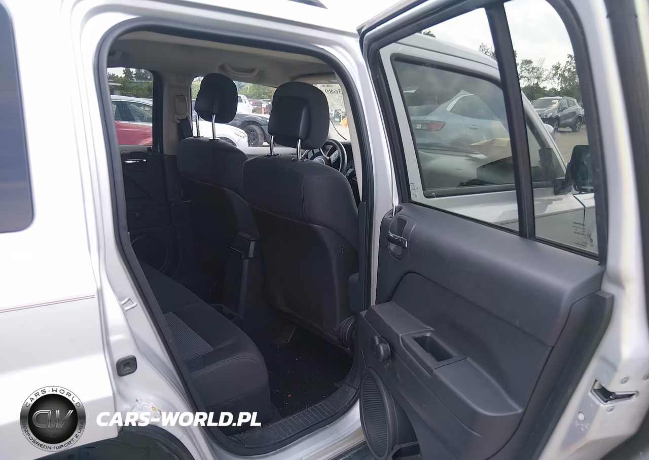 2012 Jeep Patriot Sport VIN:1C4NJRBB0CD549913 - 8