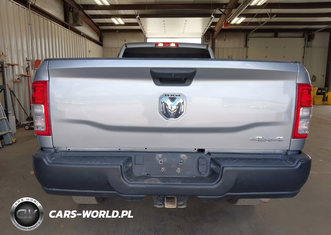 2021 Ram 2500 Tradesman 4X4 8' Box VIN:3C6UR5HJ0MG605078 - 17