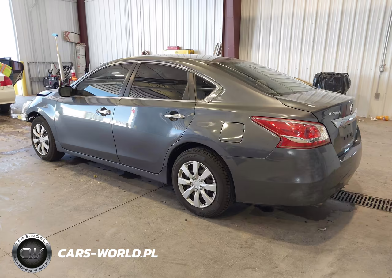 2013 Nissan Altima 2.5 S VIN:1N4AL3AP2DN531529 - 3