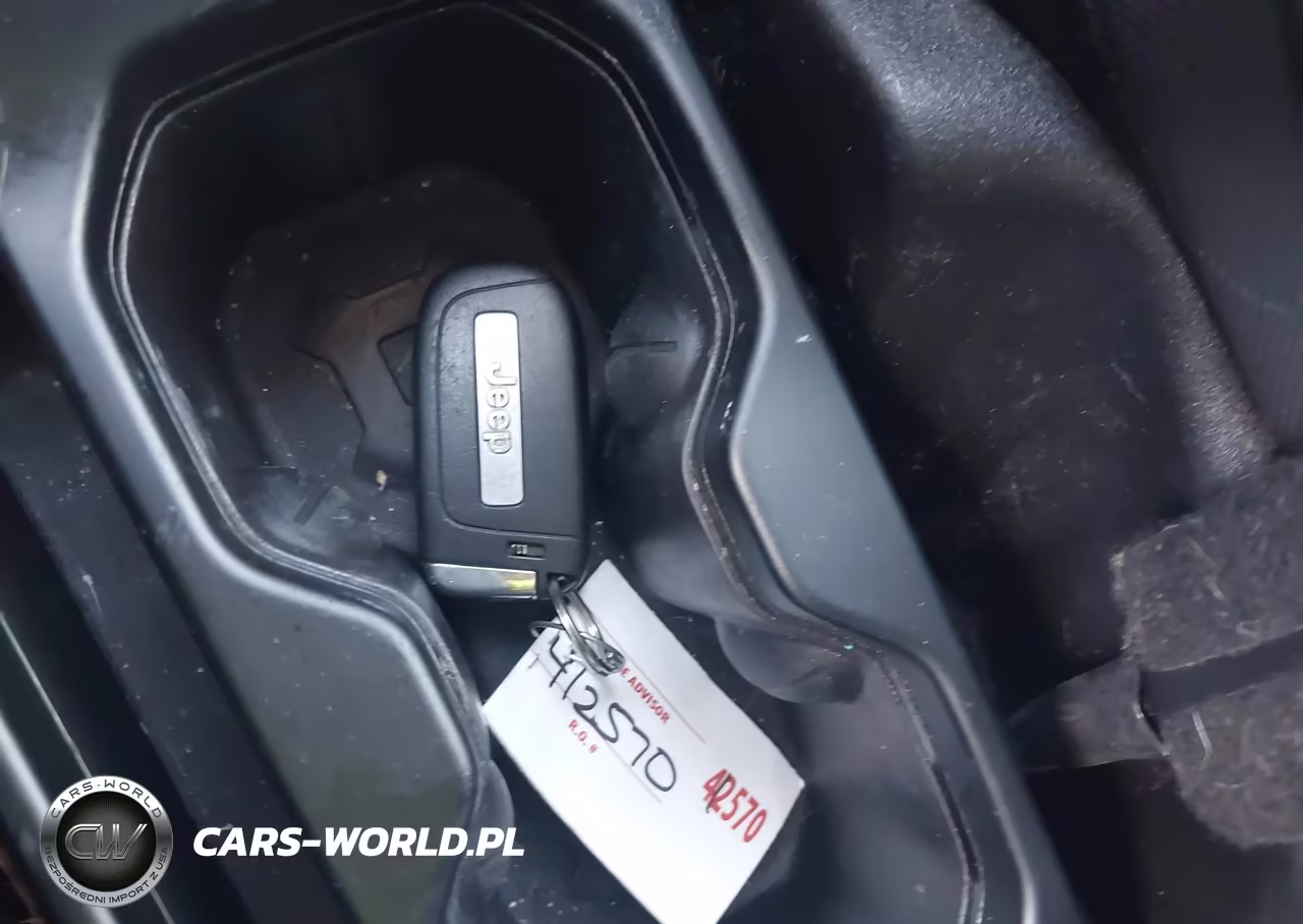 2018 Jeep Renegade Altitude 4X4 VIN:ZACCJBBB2JPJ08987 - 11