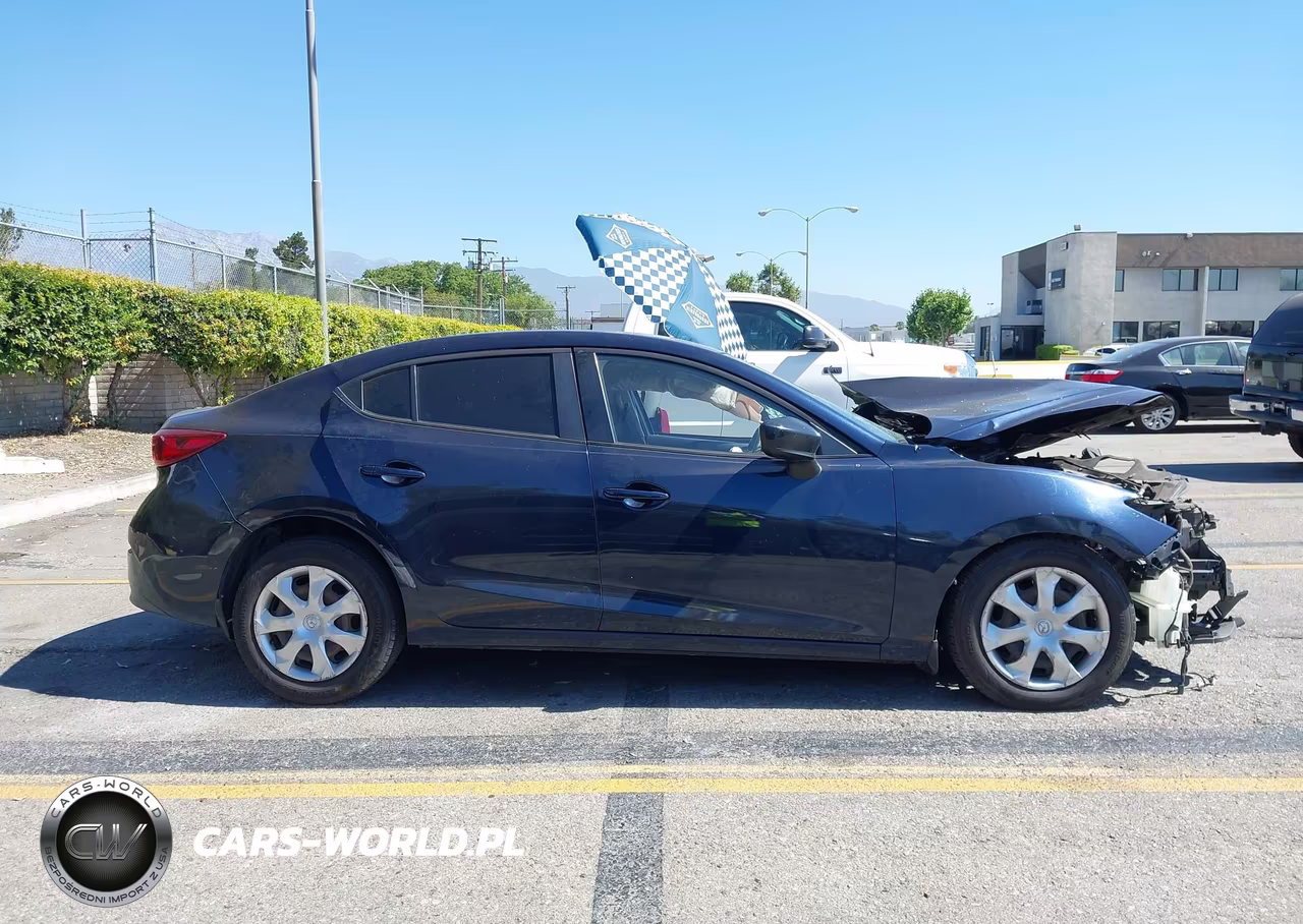 2015 Mazda Mazda3 I Sport VIN:3MZBM1U75FM203527 - 15