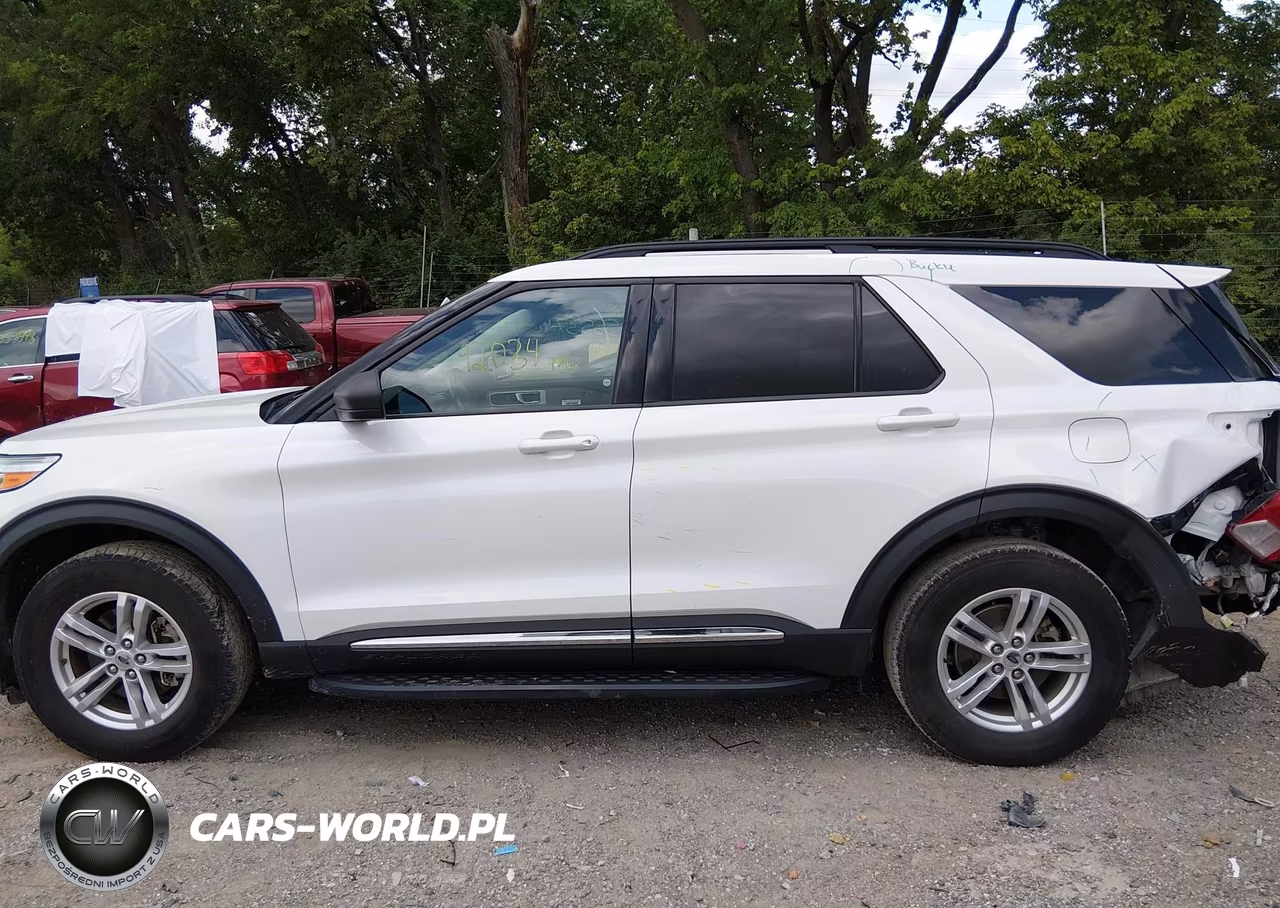 2020 Ford Explorer Xlt VIN:1FMSK8DH7LGA51066 - 15