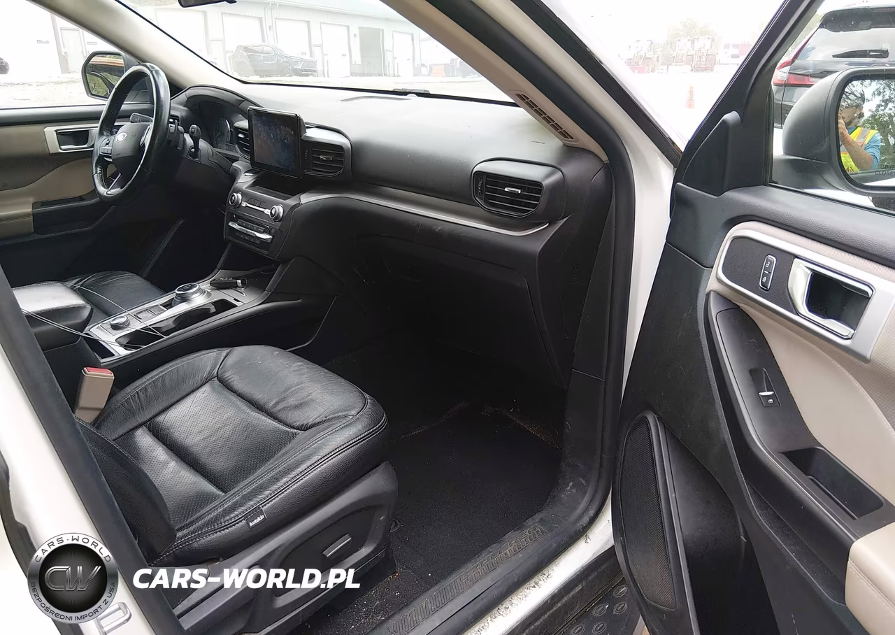 2020 Ford Explorer Xlt VIN:1FMSK8DH7LGA51066 - 5