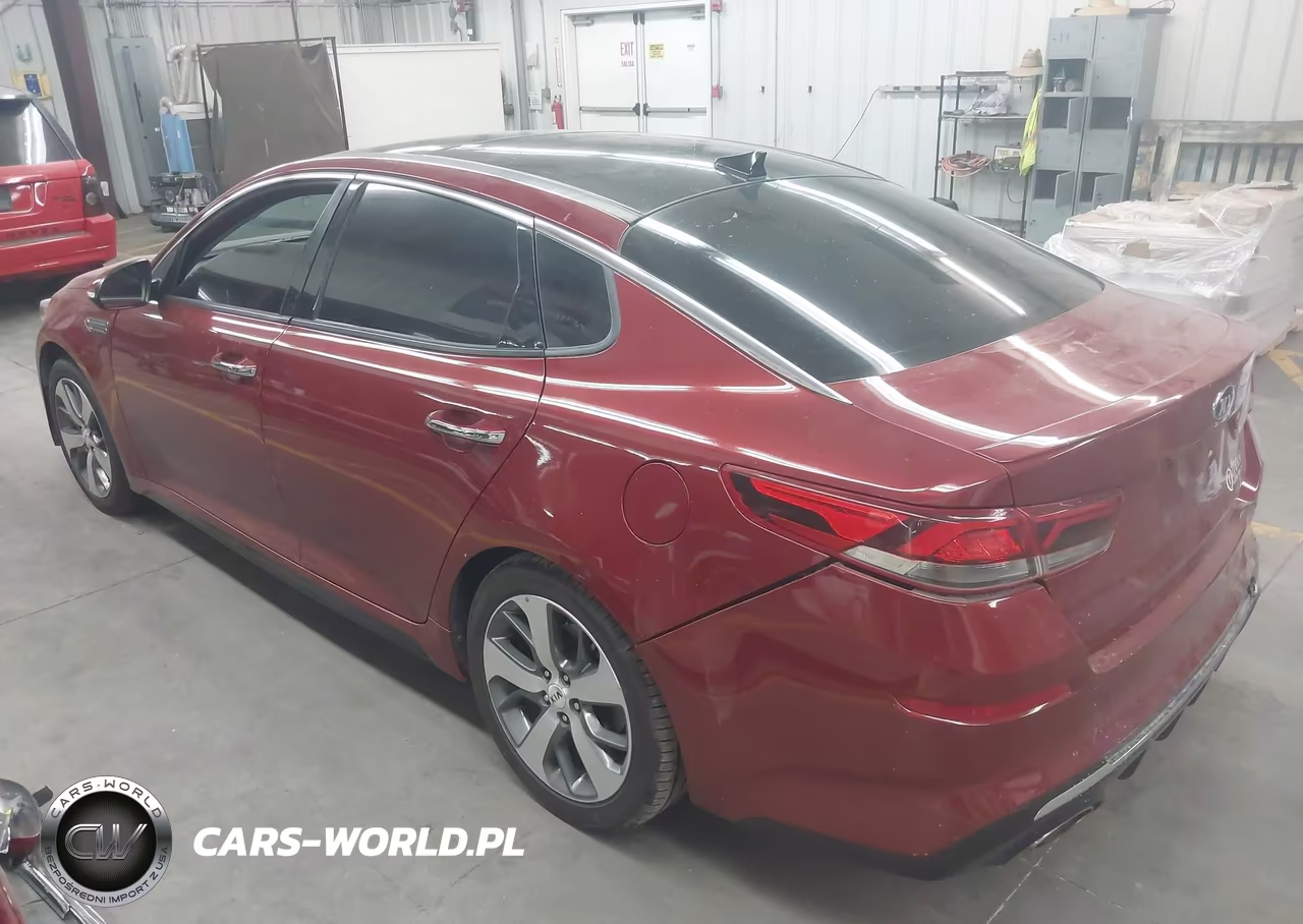 2019 Kia Optima S VIN:5XXGT4L35KG301402 - 3